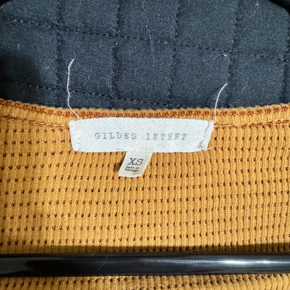 The Buckle Mustard striped ribbed thick long sleeve. - Picture 2 of 2